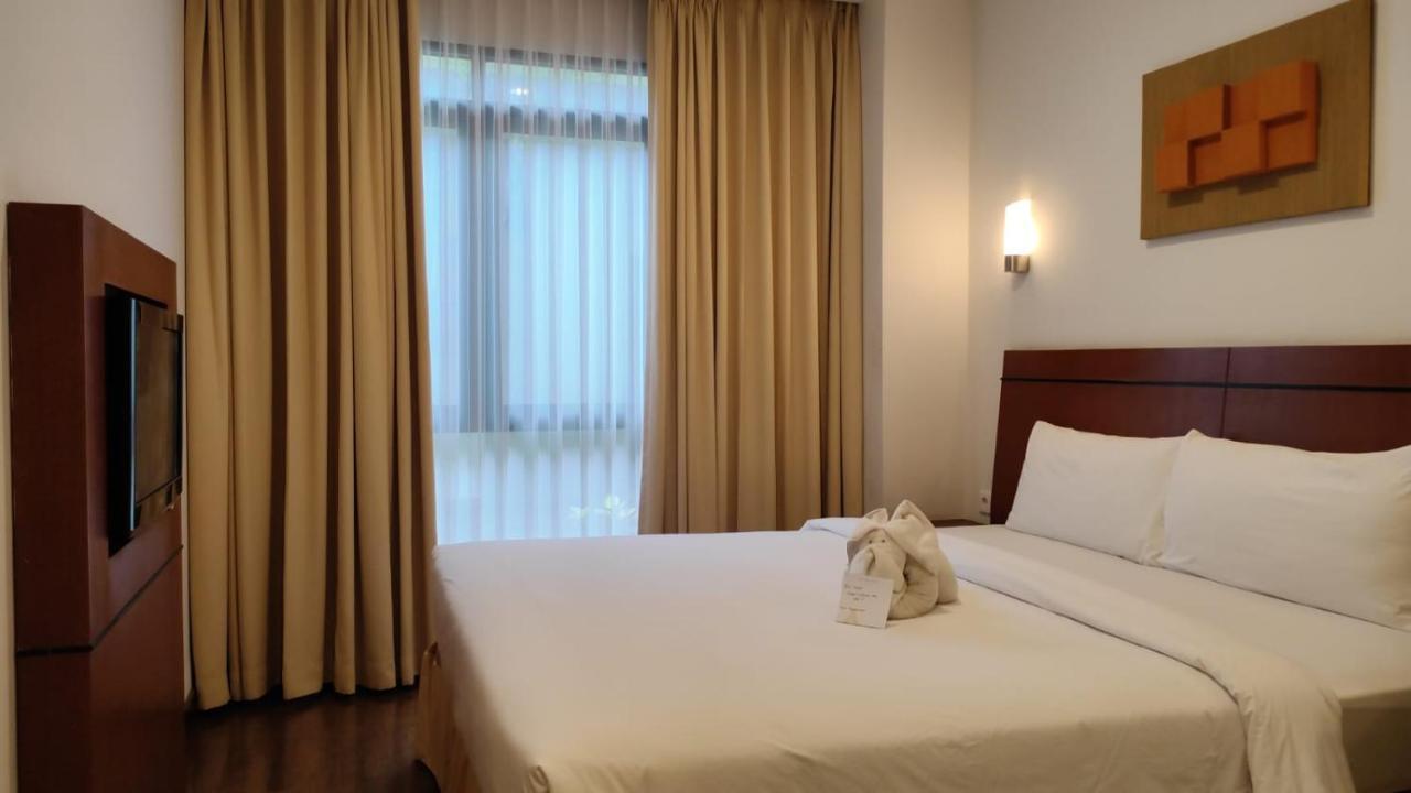 Legian Grand Kuta Hotel And Residence מראה חיצוני תמונה