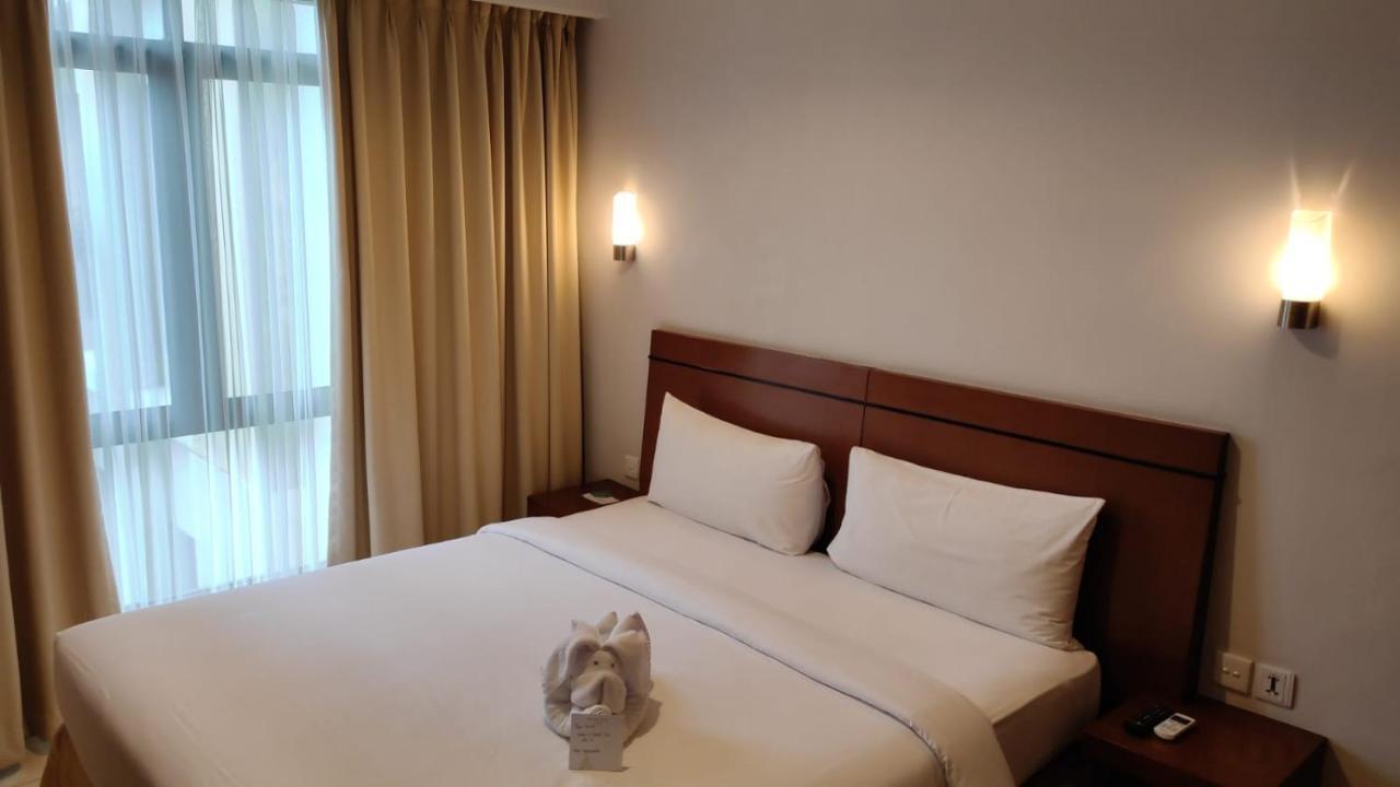 Legian Grand Kuta Hotel And Residence מראה חיצוני תמונה