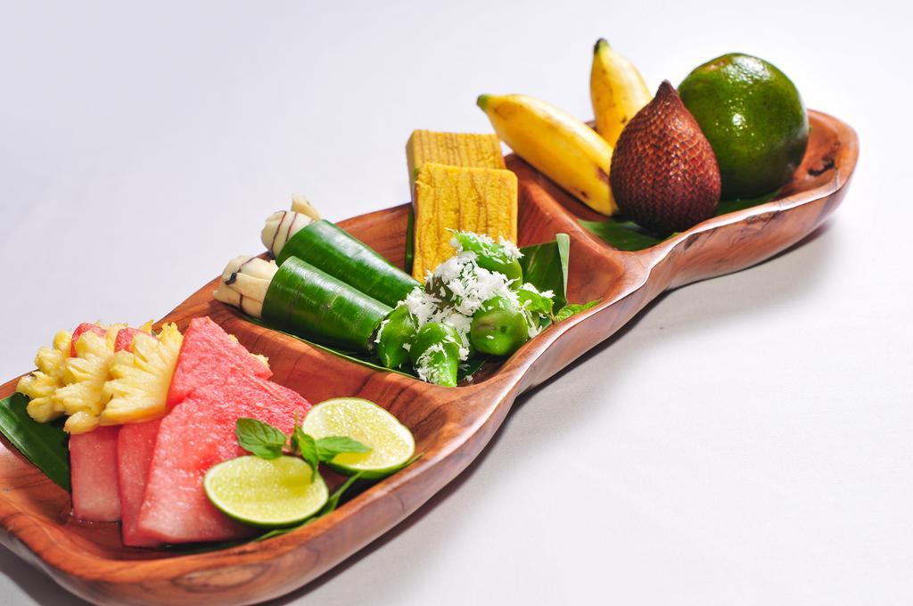 Legian Grand Kuta Hotel And Residence מראה חיצוני תמונה