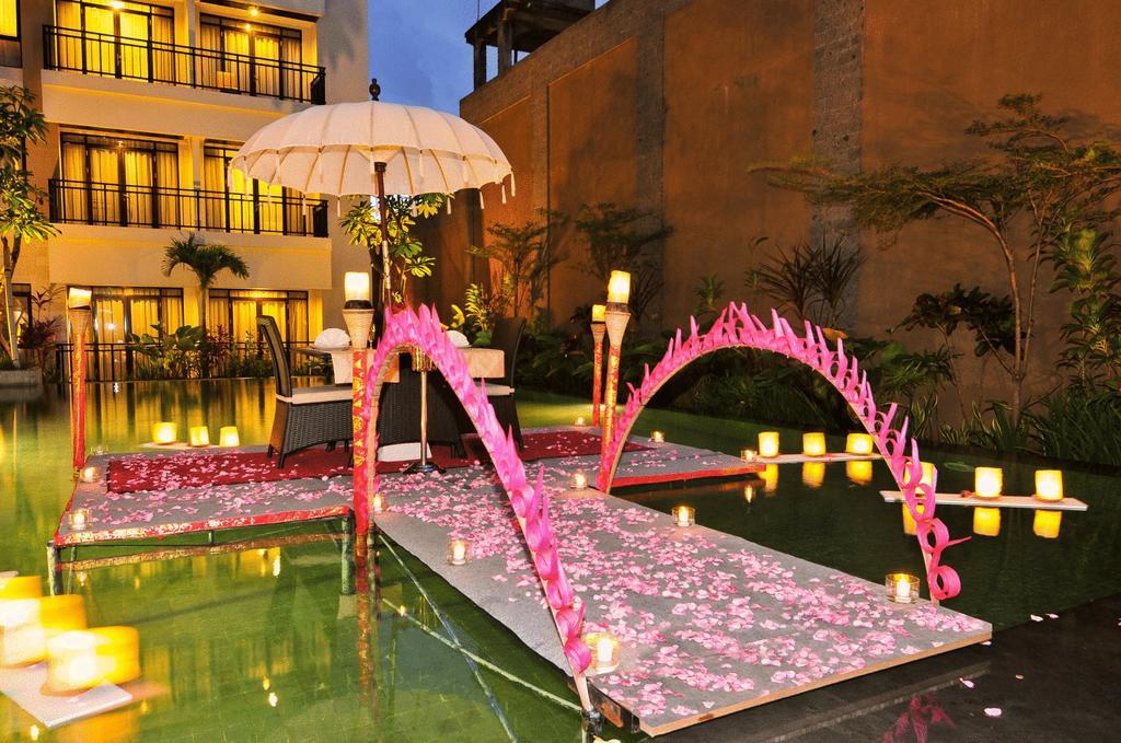 Legian Grand Kuta Hotel And Residence מראה חיצוני תמונה
