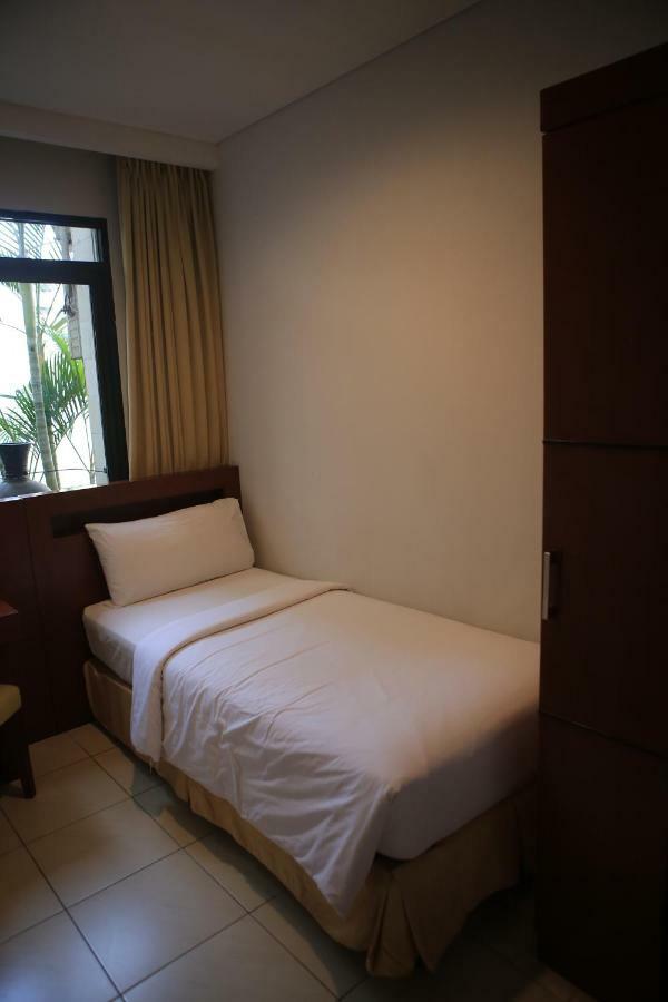 Legian Grand Kuta Hotel And Residence מראה חיצוני תמונה